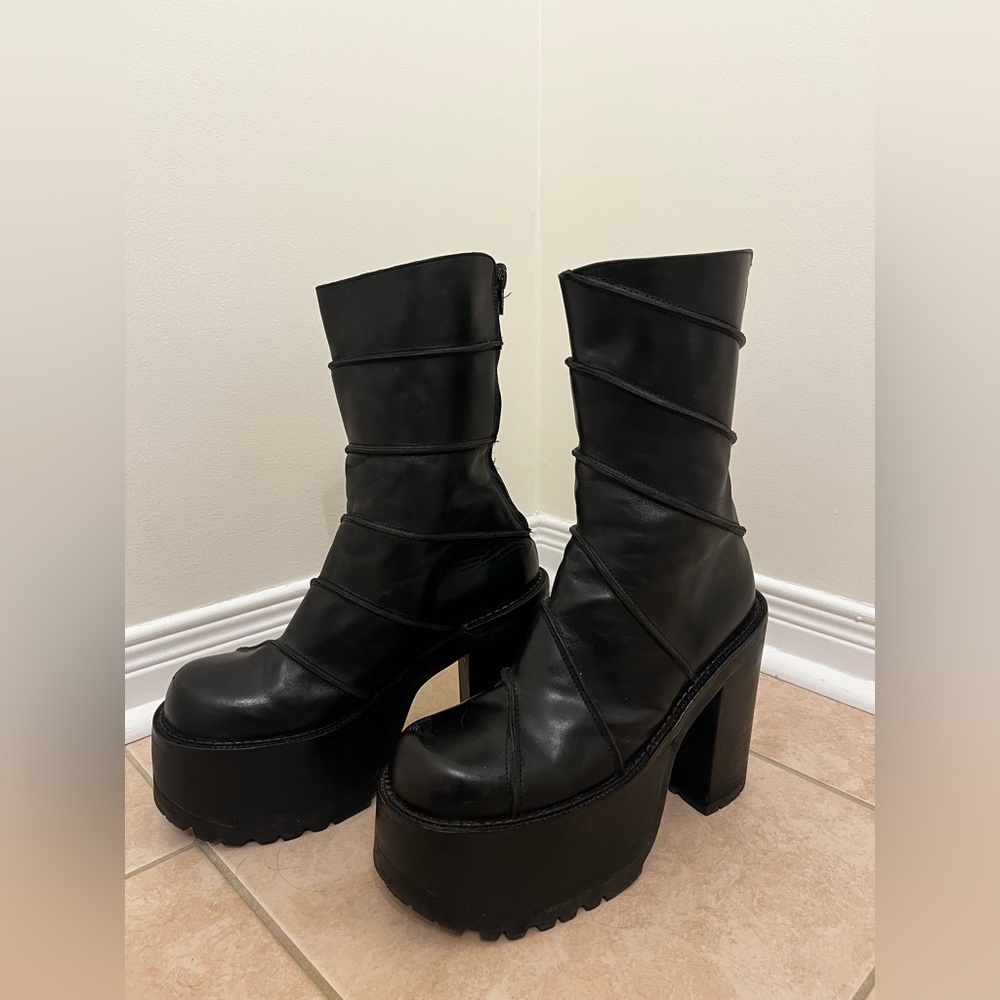 El Dantes Platform Boots (vintage & rare)